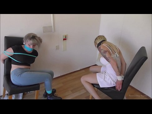 ❤️ Addicted / legata è imbavagliata / damigella in angoscia ️ Video porno à porn co.teenactivewear.ru ️❤